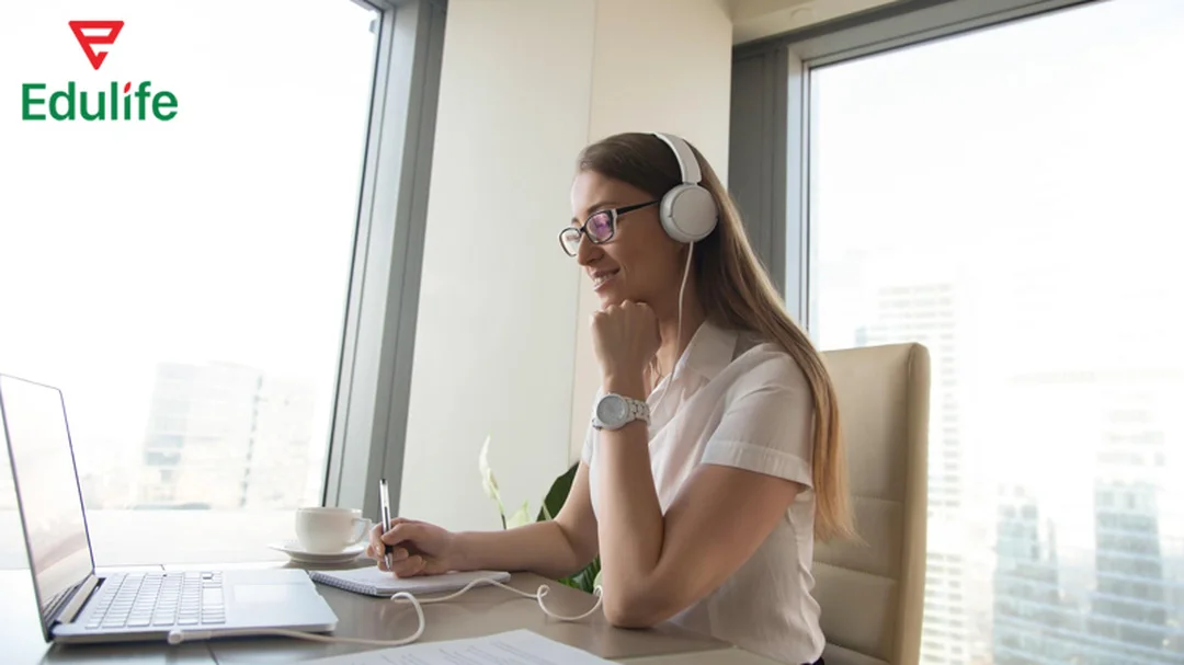 Giao diện đề thi đọc hiểu Aptis trên máy tính